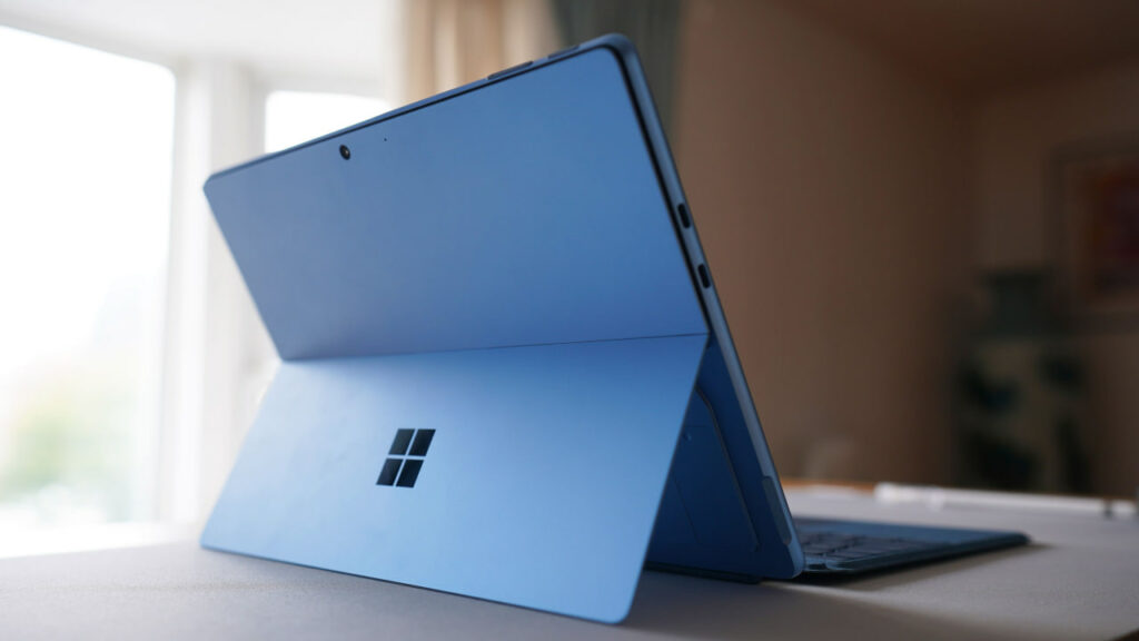 Microsoft Surface Pro 9